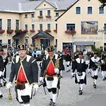 Erbgericht Buntes Haus 3*