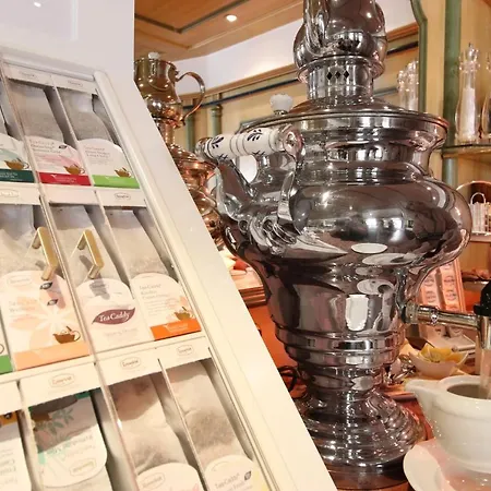 布特斯豪斯厄布格米赫特酒店