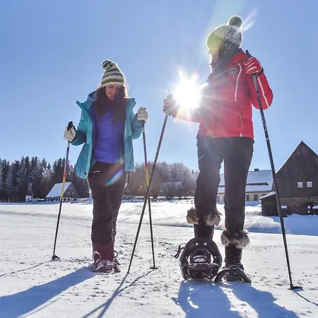 布特斯豪斯厄布格米赫特酒店 酒店 塞芬