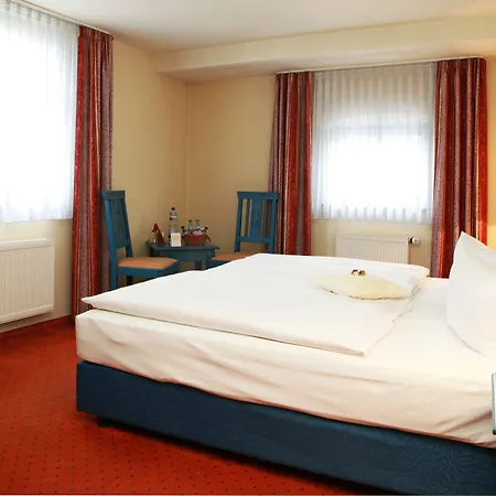 布特斯豪斯厄布格米赫特酒店 塞芬