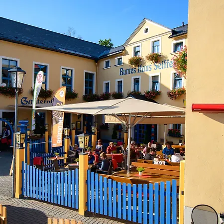 Erbgericht Buntes Haus Отель 3*