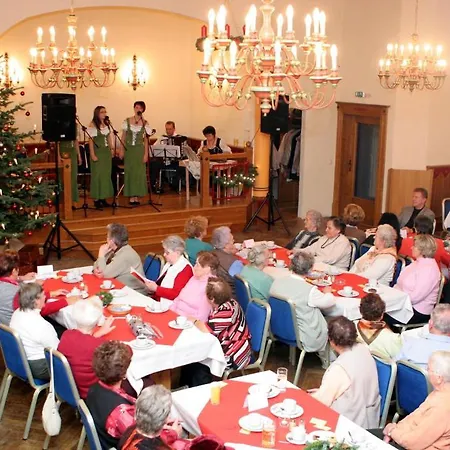 Erbgericht Buntes Haus Hotel 3*