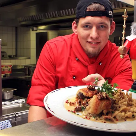 布特斯豪斯厄布格米赫特酒店 酒店