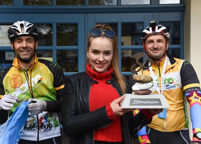 فندق Erbgericht Buntes Haus