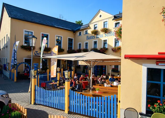 Erbgericht Buntes Haus فندق 3*